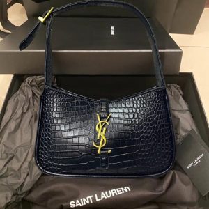 LE 5 À 7 in crocodile-embossed